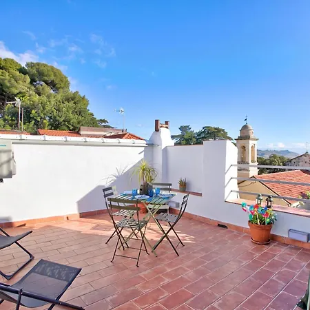 La Torretta With Terrace, - Happy Apartment